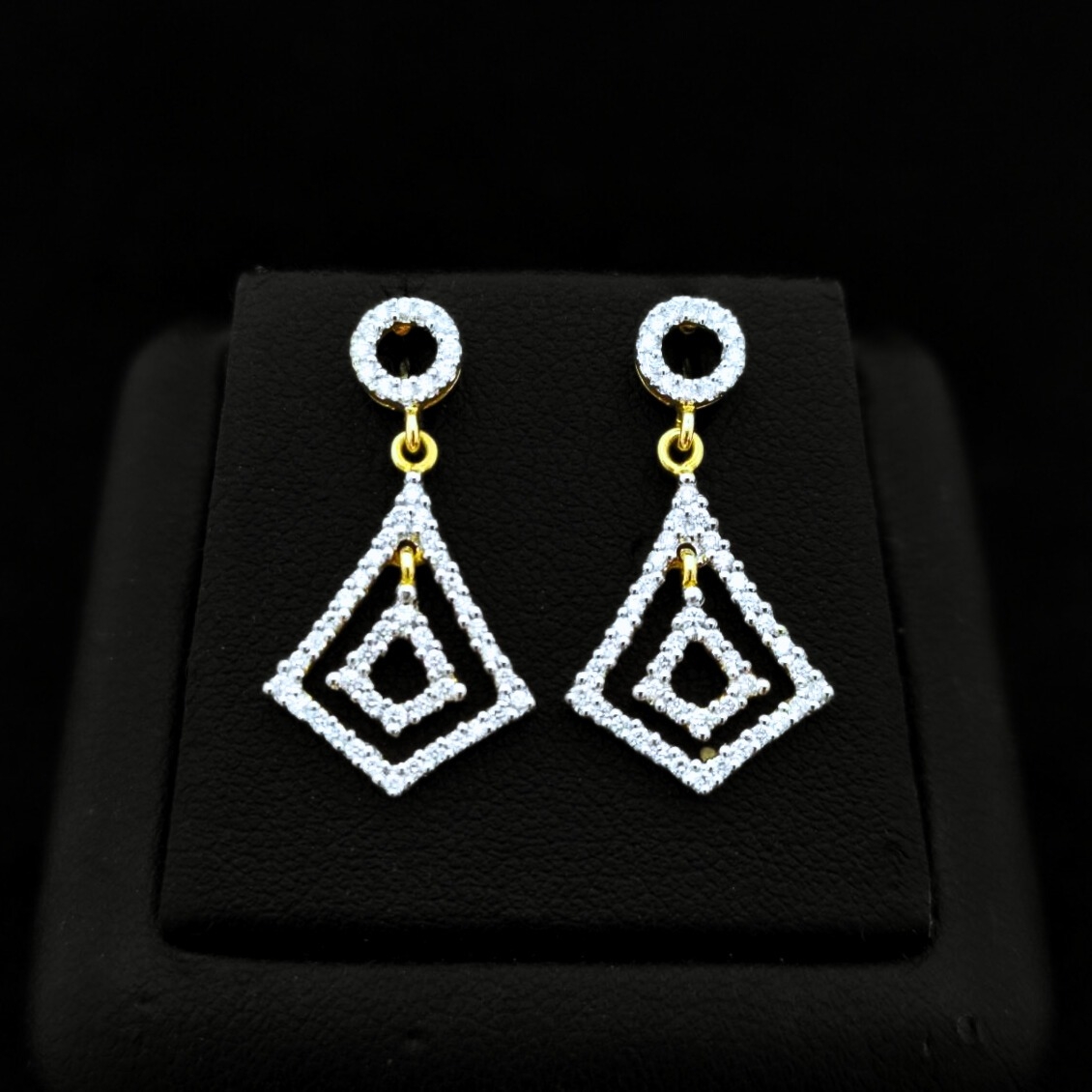 EarringTriangle2