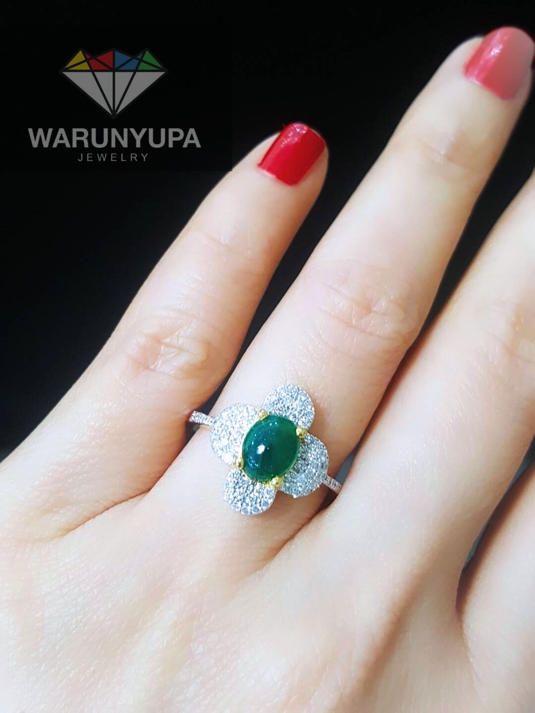 Ring Emerald1