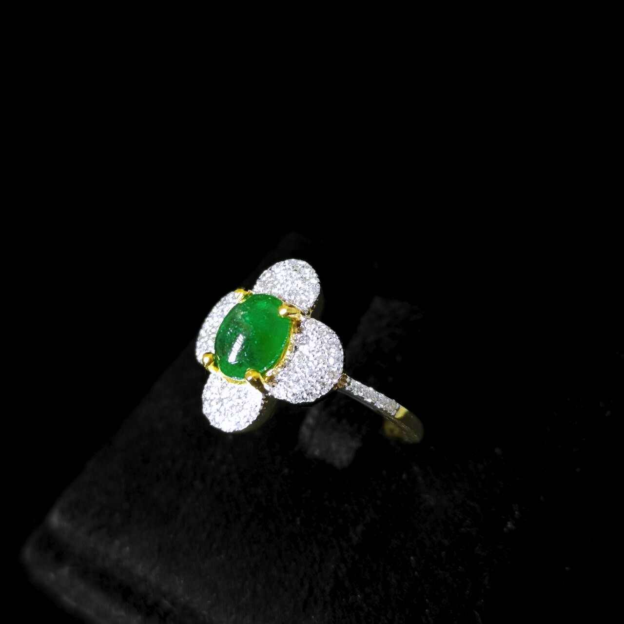 Ring Emerald2