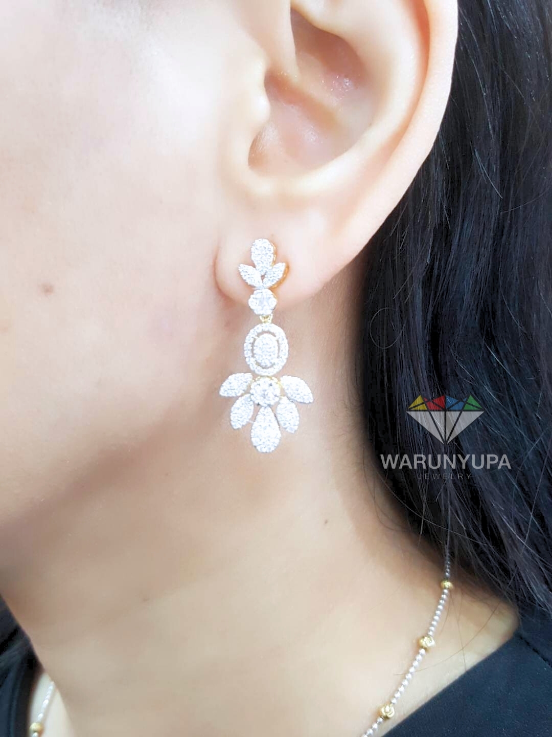 EarringDiamondup