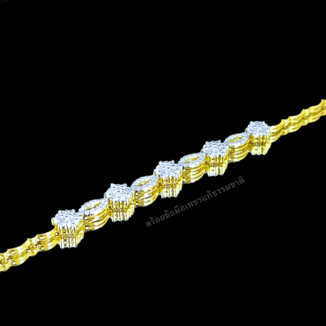 B18Wdiamond1